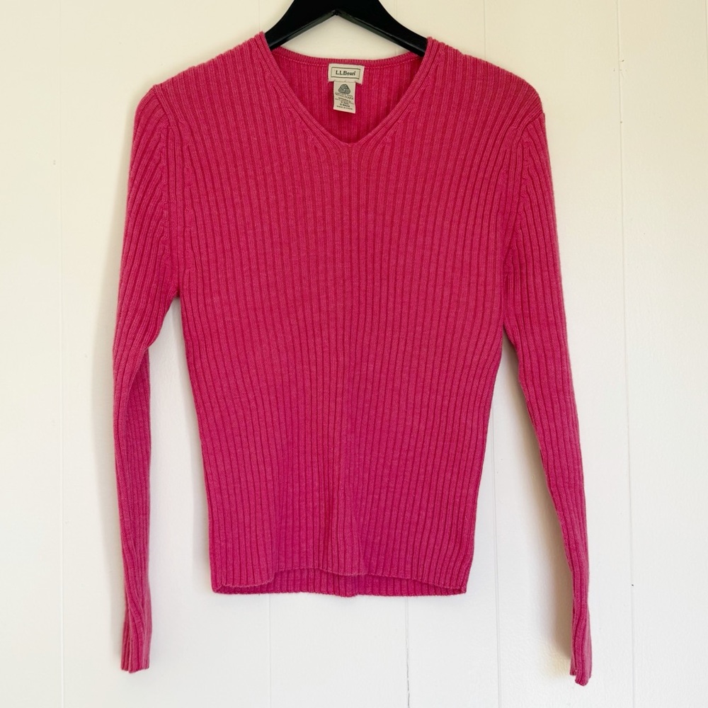 L.L. BEAN 100% Merino Wool Ribbed V-Neck Pink Sweater Small
